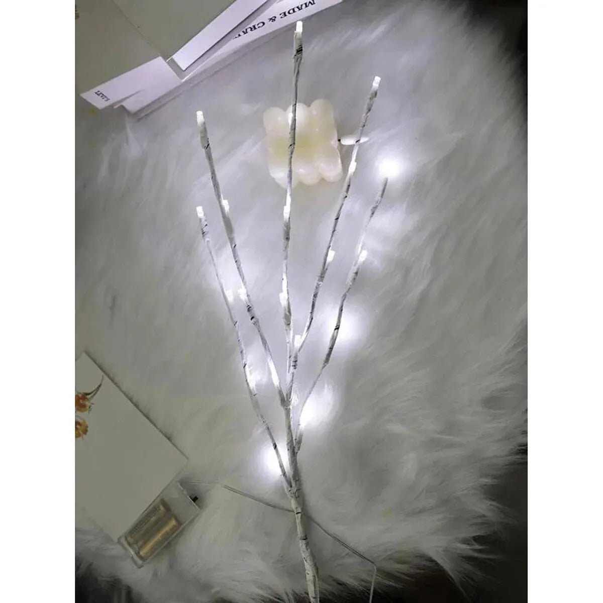 1 PC White Birch Branch Lights Battery Operated 20 LED Fairy Lights Willow Branches for Home Bedroom Inside Outdoor Decoration - drollido