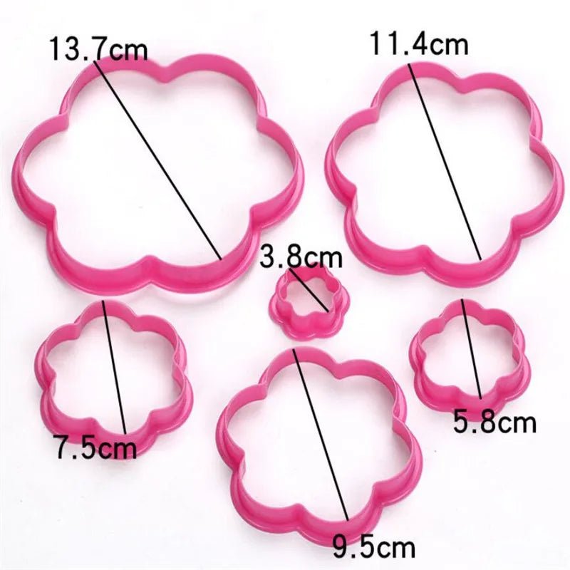 6Pcs/set Christmas Tree Cookie Cutter Stars Heart Flower Fondant Cake Biscuit Cutter Mold 3D Cake Decorating Tools Baking Moulds - drollido