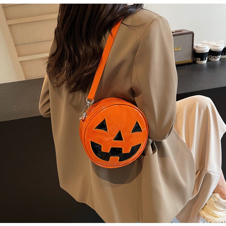 Halloween Pumpkin Small Round Bag Girls Funny Cute Shoulder Bag Personality Creative Messenger Crossbody Bags For Women - drollido