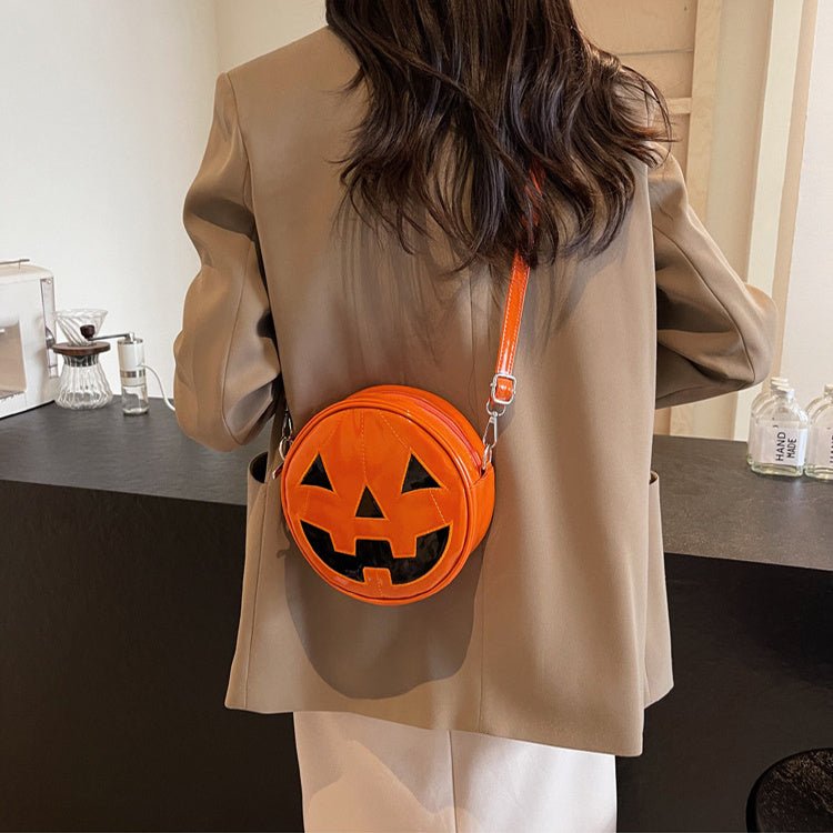 Halloween Pumpkin Small Round Bag Girls Funny Cute Shoulder Bag Personality Creative Messenger Crossbody Bags For Women - drollido